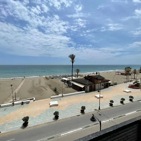 아파트 2 Bedroom Beachfront In Estepona, Malaga. *
